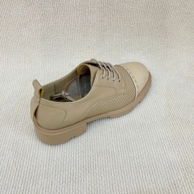 New fashion and stylish athletic shoes for ladies for daily wear