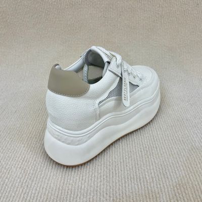 Women high top sneakers with breathable upper and casual use fashionable