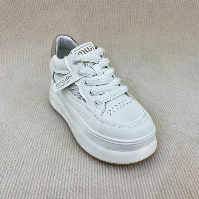 Women high top sneakers with breathable upper and casual use fashionable