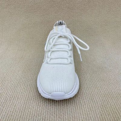 Women breathable sneakers with mesh upper and flyknit material