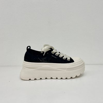 Women fashion breathable sneakers with high top and silk lace up