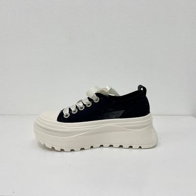 Women fashion breathable sneakers with high top and silk lace up