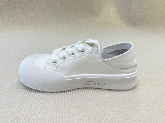 Women white casual sneakers cover head round toe and low cut