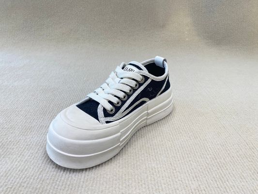 Women black and white sneakers with breathable mesh and mid top