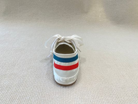 Women comfort and flat sneakers with color bar and lace up running shoes