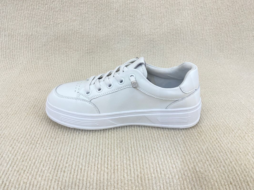 Climbing Running Pure White Sneakers Breathable Spring Lace Up Sport Shoes