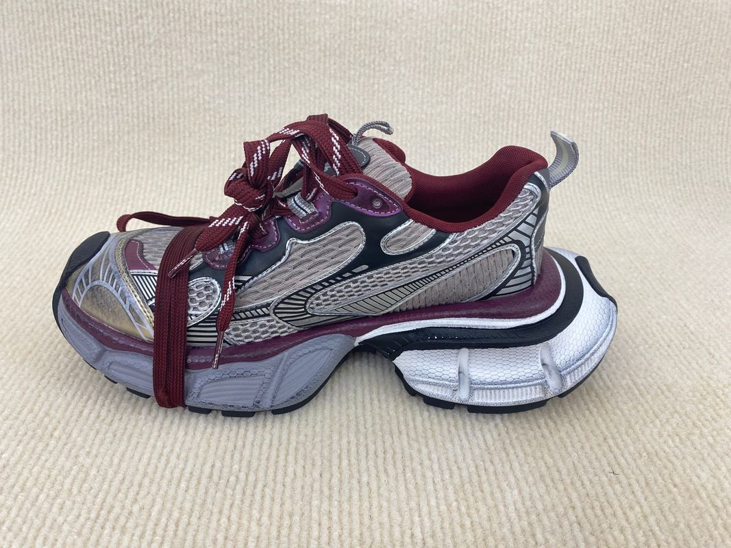 Women New Fashion Classic Sneakers